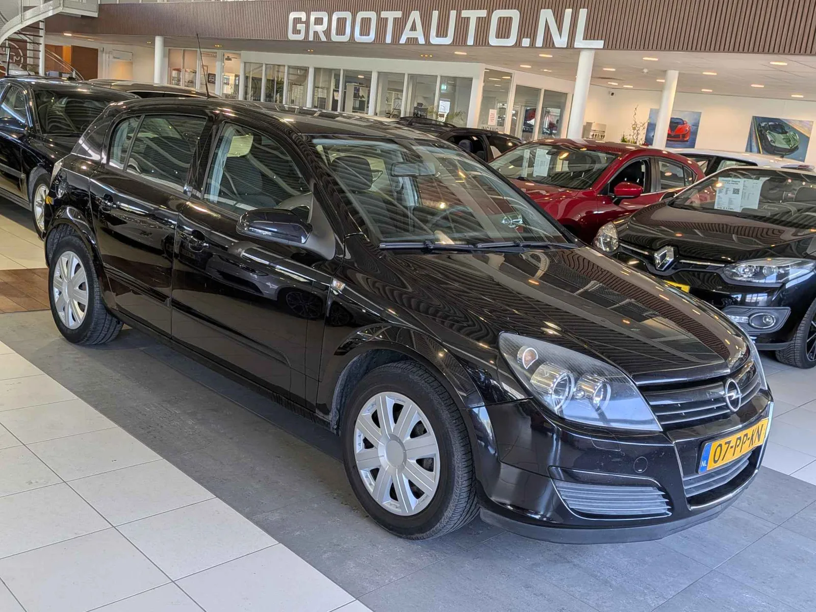 Opel Astra (2004) — foto 1