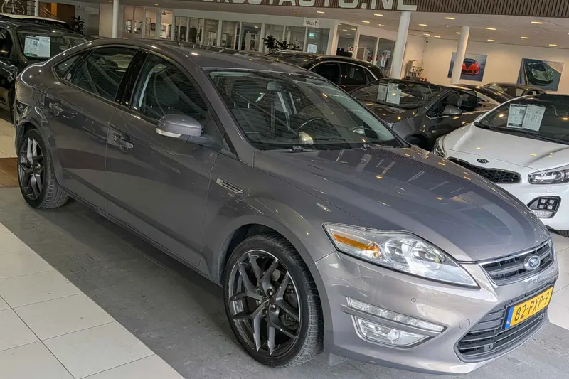 Ford Mondeo (2011)