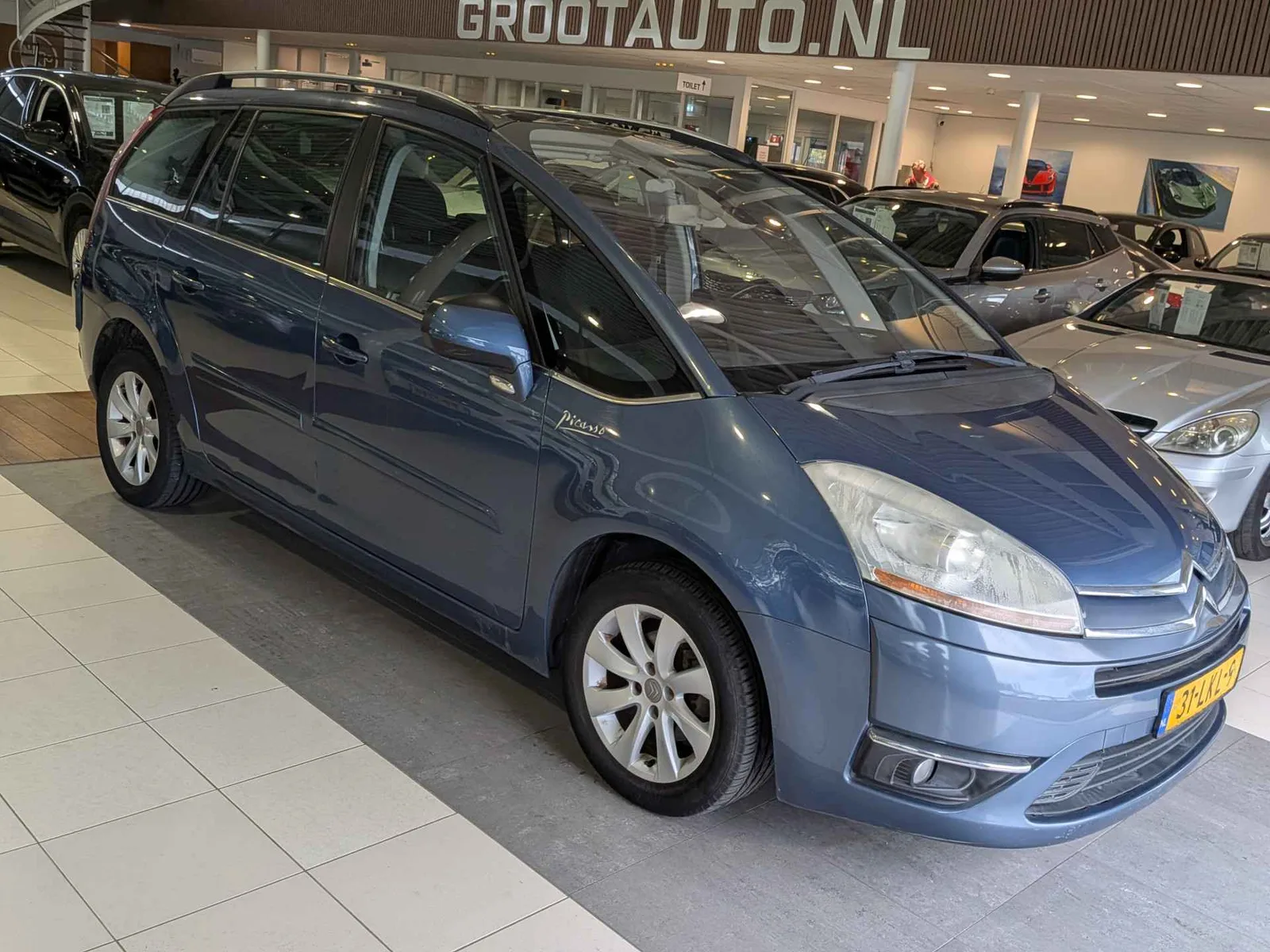 Citroën Grand C4 Picasso (2010) — foto 1