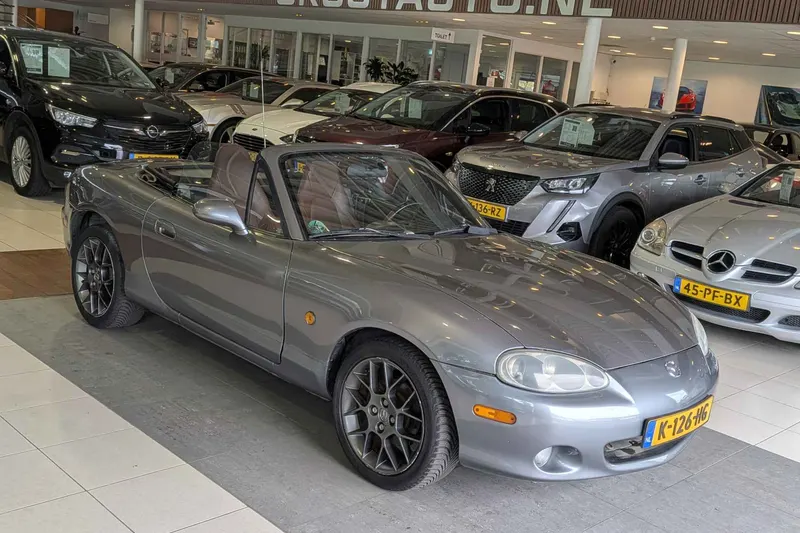 Mazda MX-5 (2002)