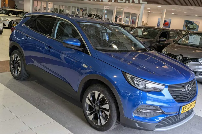 Opel Grandland X (2018)