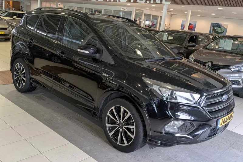 Ford Kuga (2017)