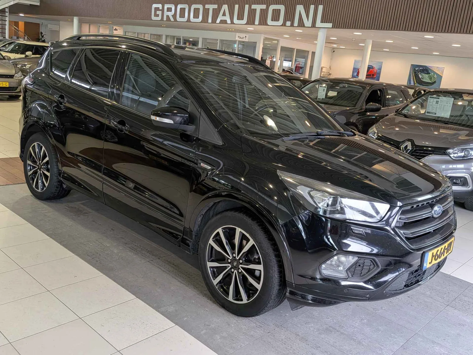 Ford Kuga (2017) — foto 1