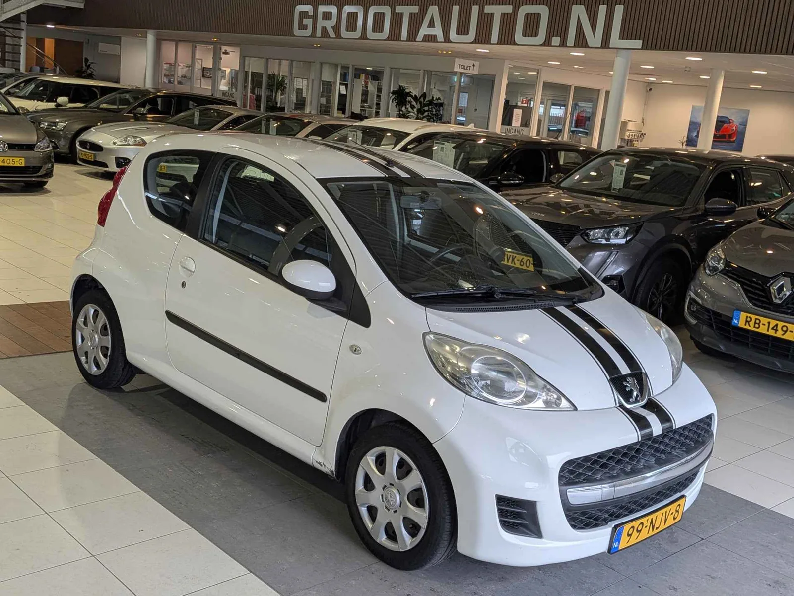 Peugeot 107 (2010) — foto 1