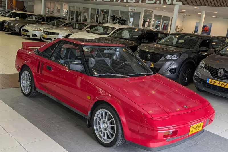 Toyota MR2 (1986)