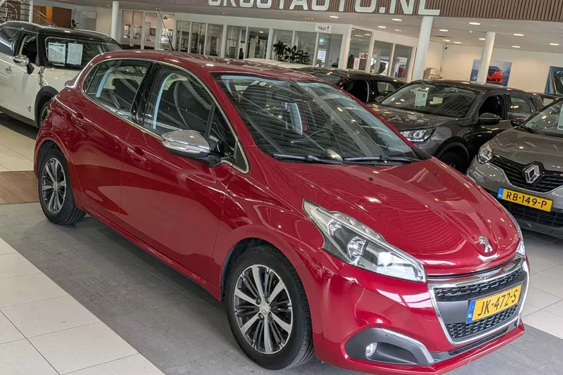 Peugeot 208 (2016)
