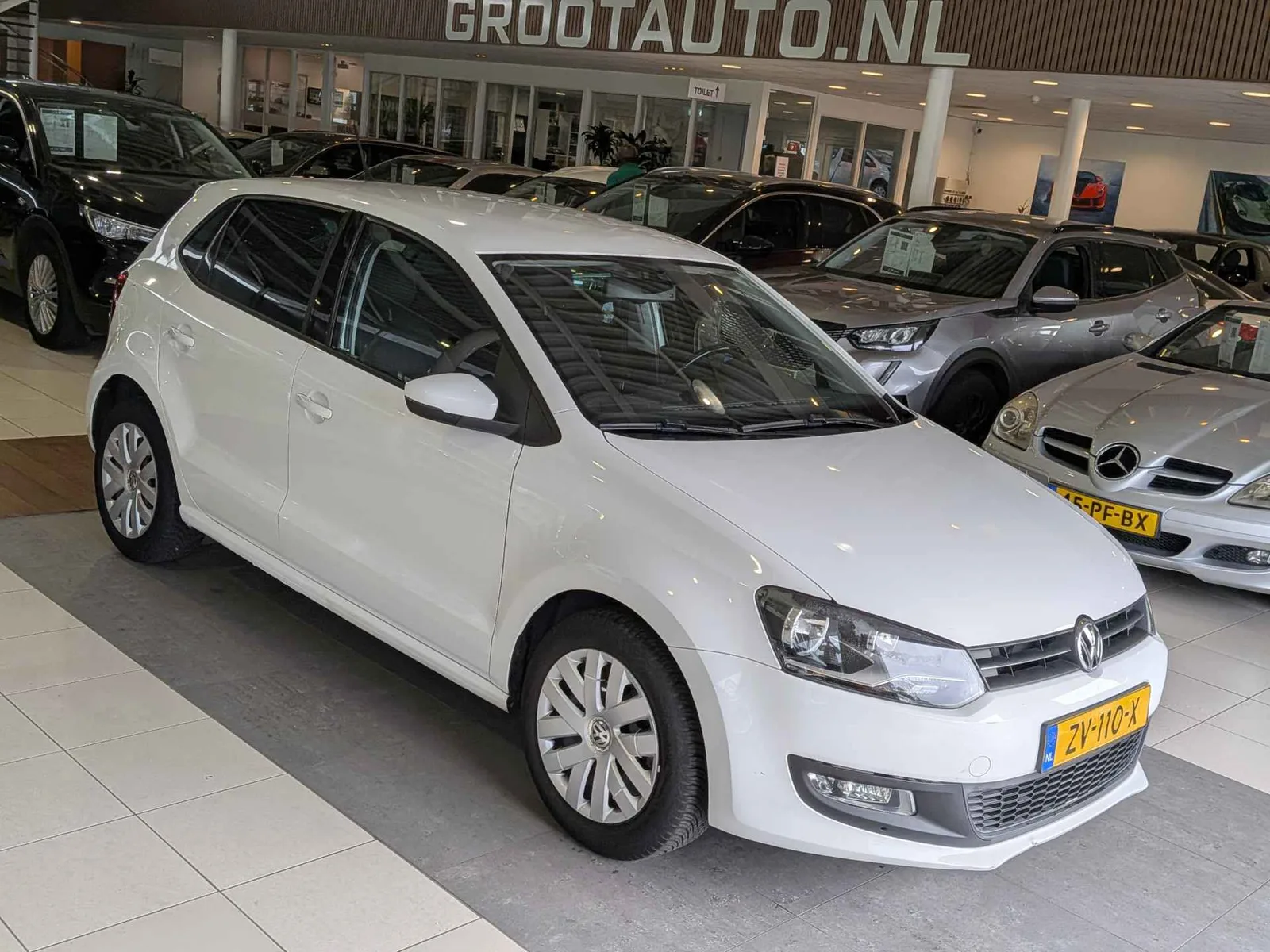 Volkswagen Polo (2010) — foto 1