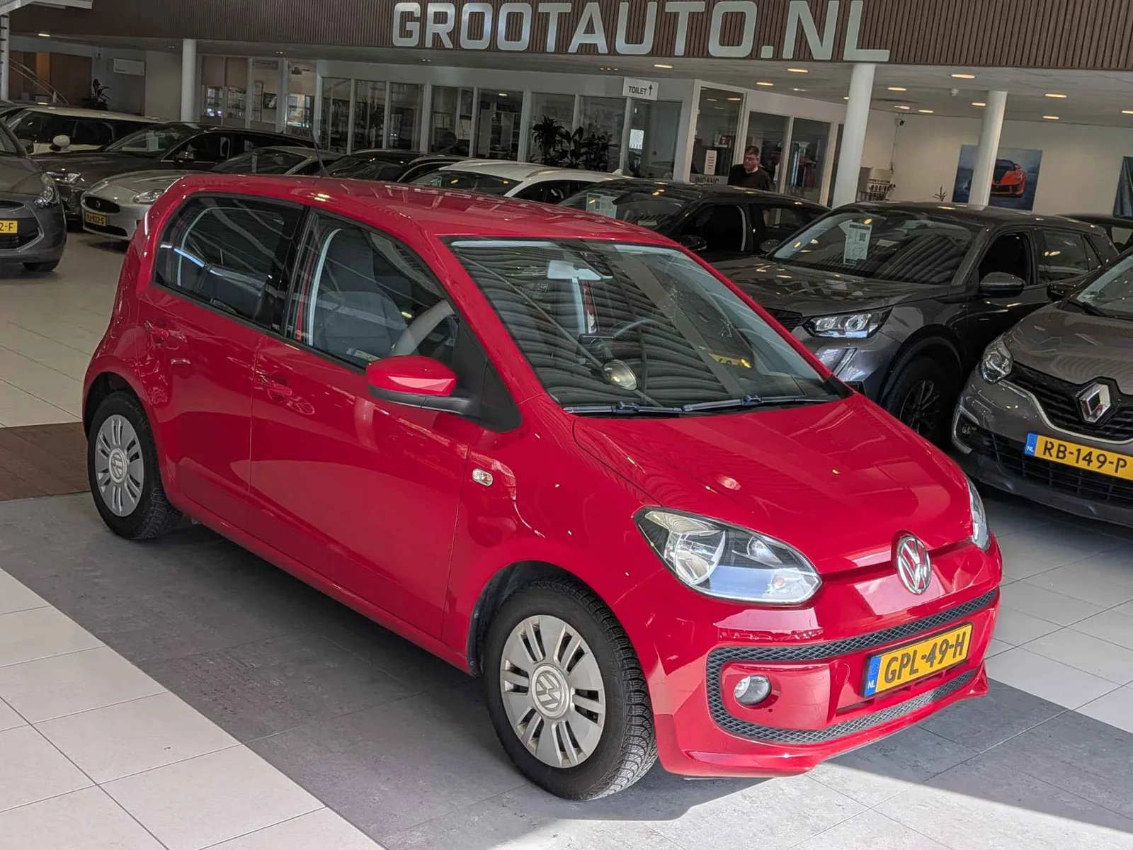 Volkswagen Up! (2015) — foto 1