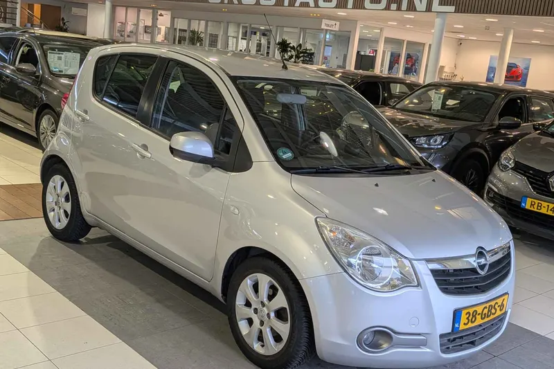 Opel Agila (2008)