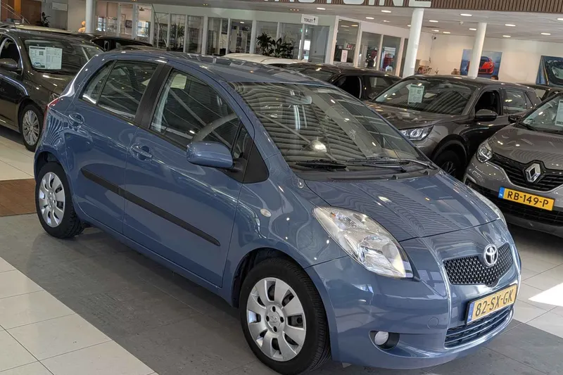 Toyota Yaris (2006)