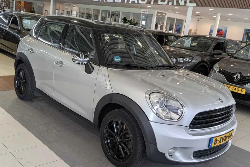 MINI Countryman (2011)