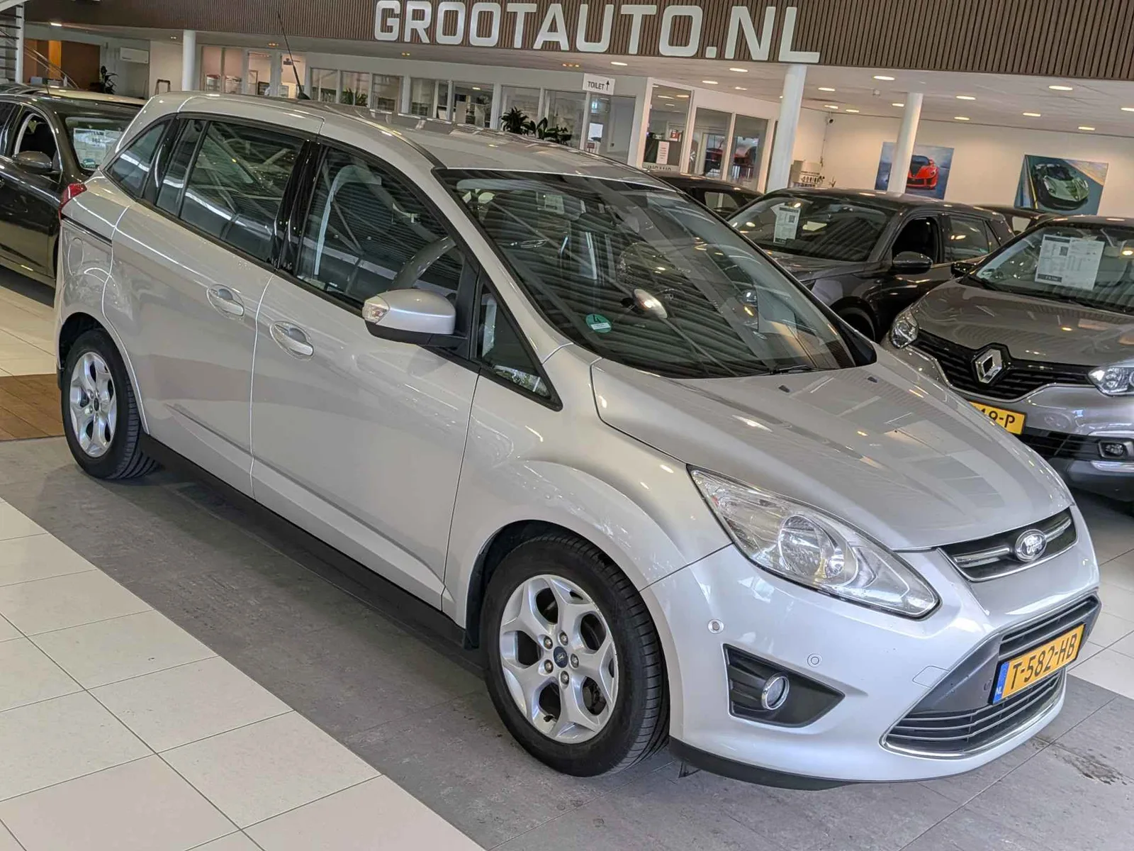 Ford Grand C-Max (2014) — foto 1