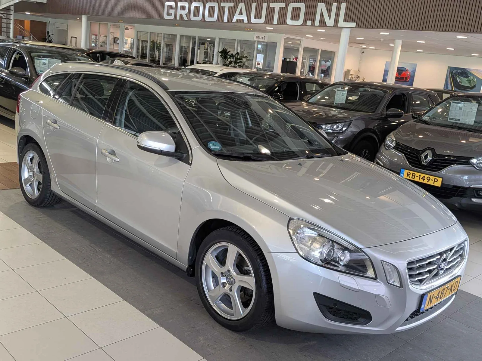 Volvo V60 (2012) — foto 1