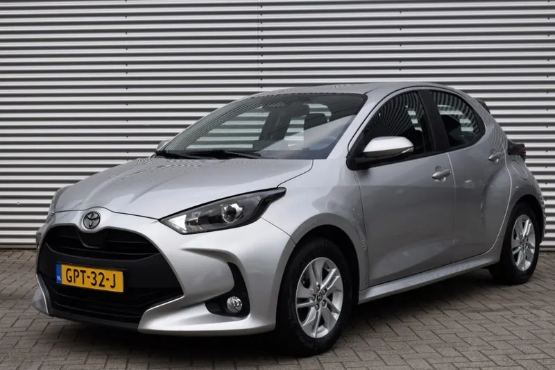 Toyota Yaris (2024)