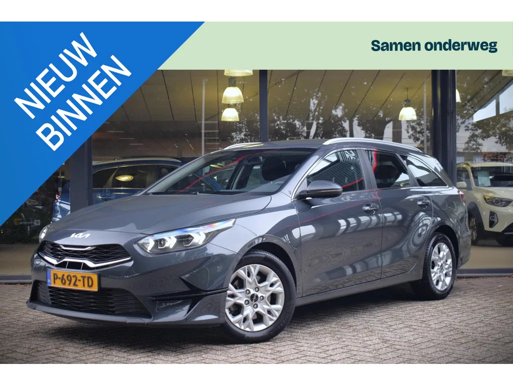 Kia Ceed (2022) — foto 1