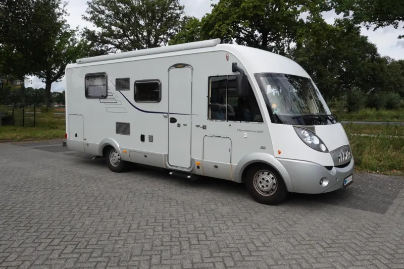 Hymer B 698 (2009)