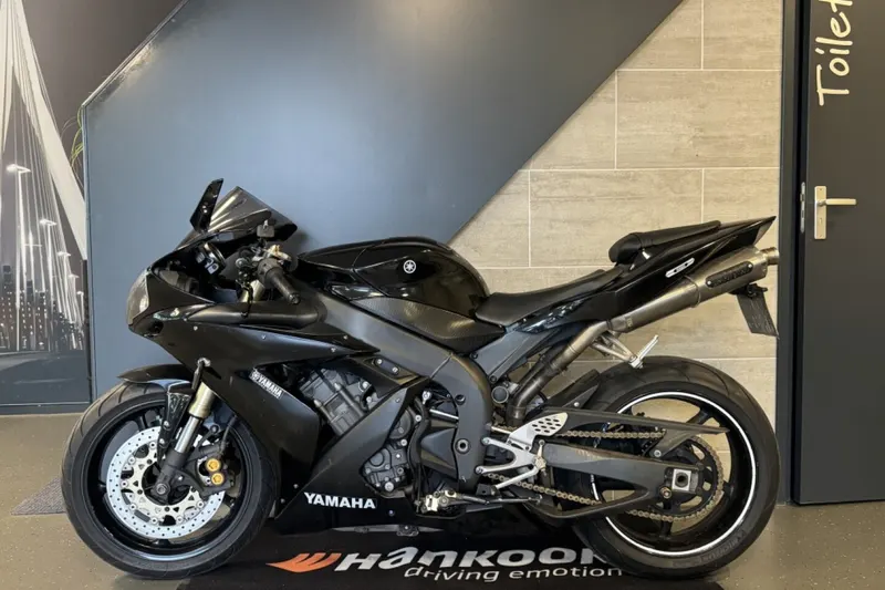 Yamaha YZF Sport YZF-R1 (2006)