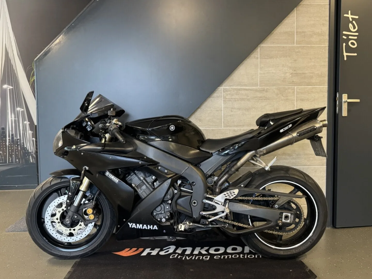Yamaha YZF Sport YZF-R1 (2006) — foto 1