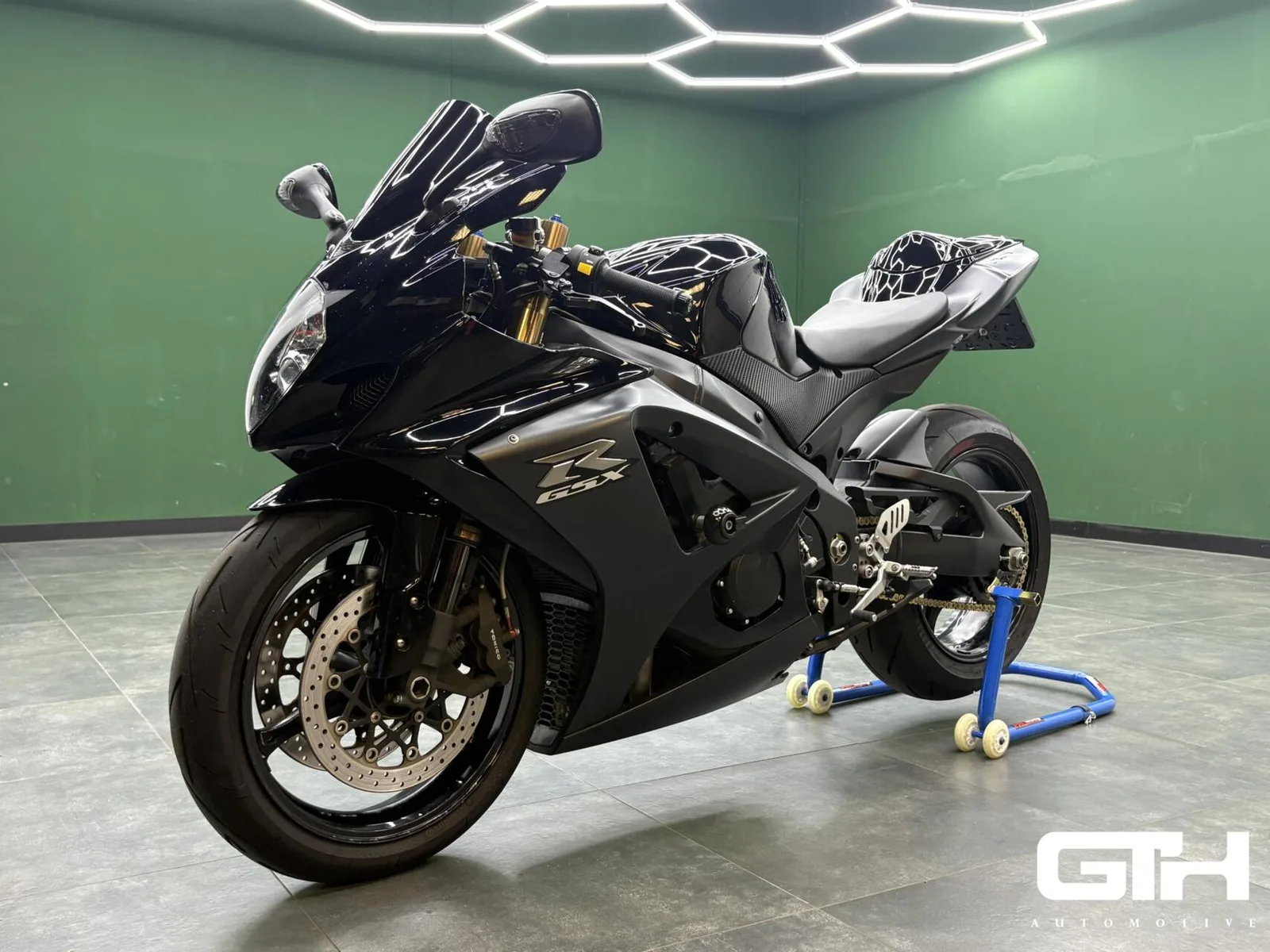 Suzuki GSX-R1000 (2008) — foto 1