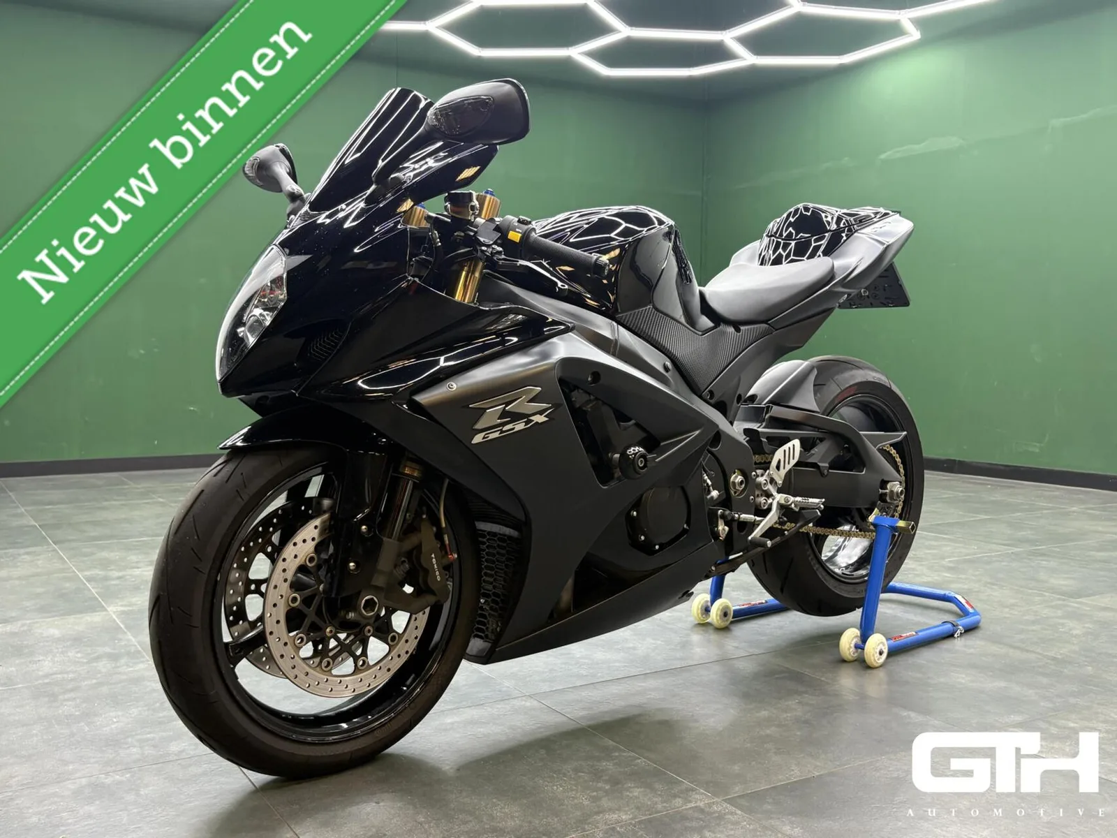 Suzuki GSX-R1000 (2008) — foto 1