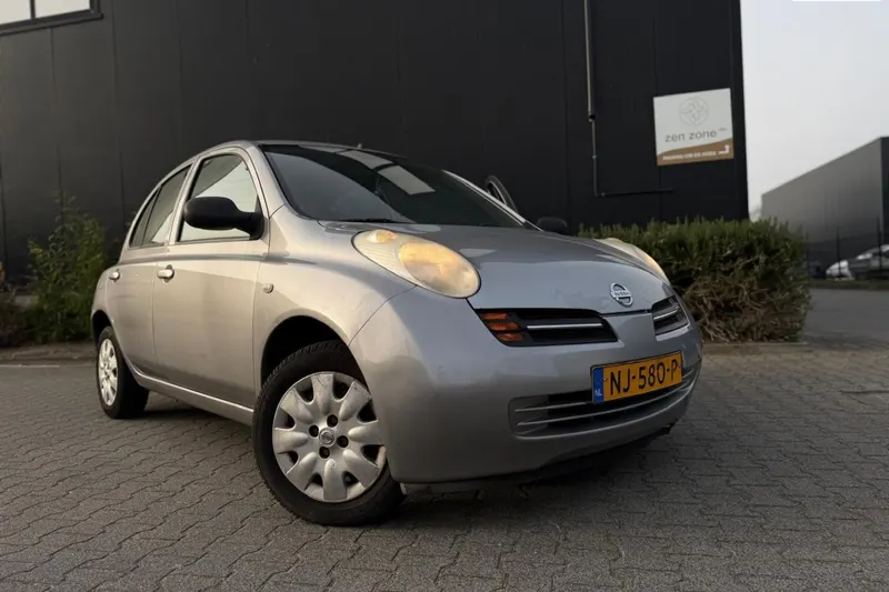 Nissan Micra (2003)