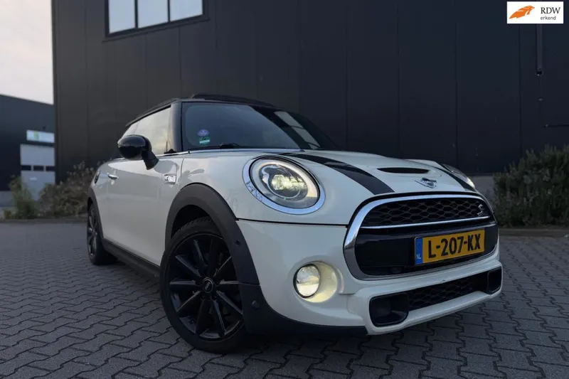MINI Cooper S (2016)