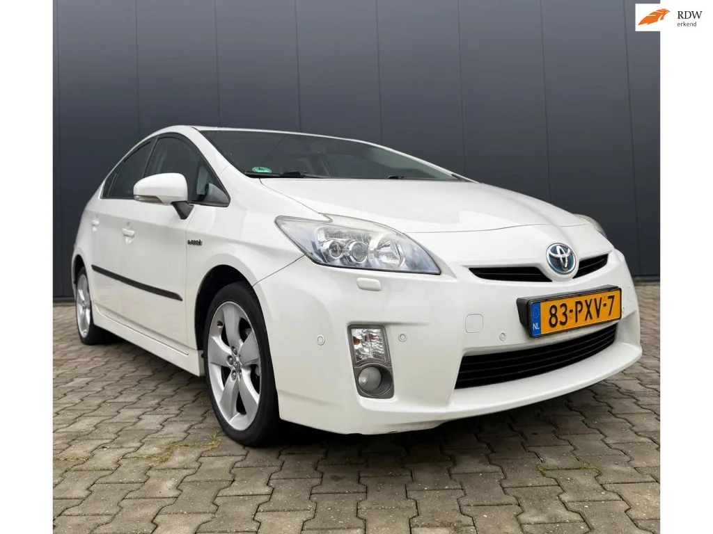 Toyota Prius (2011) — foto 1