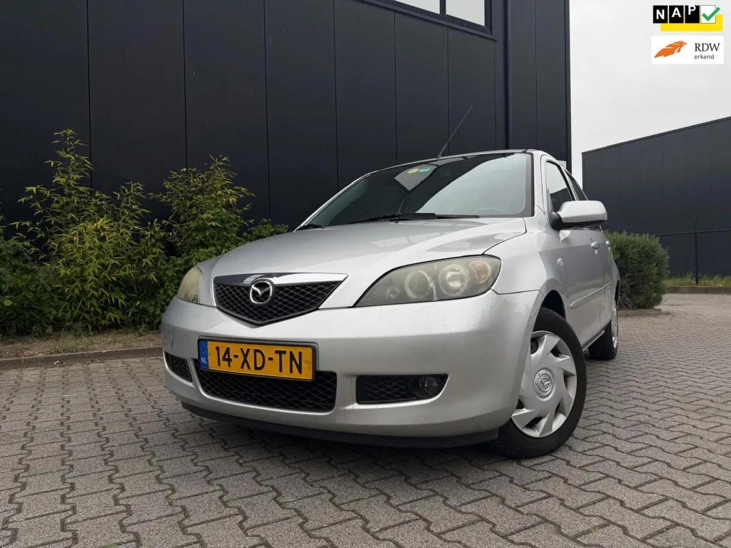 Mazda 2 (2007) — foto 1