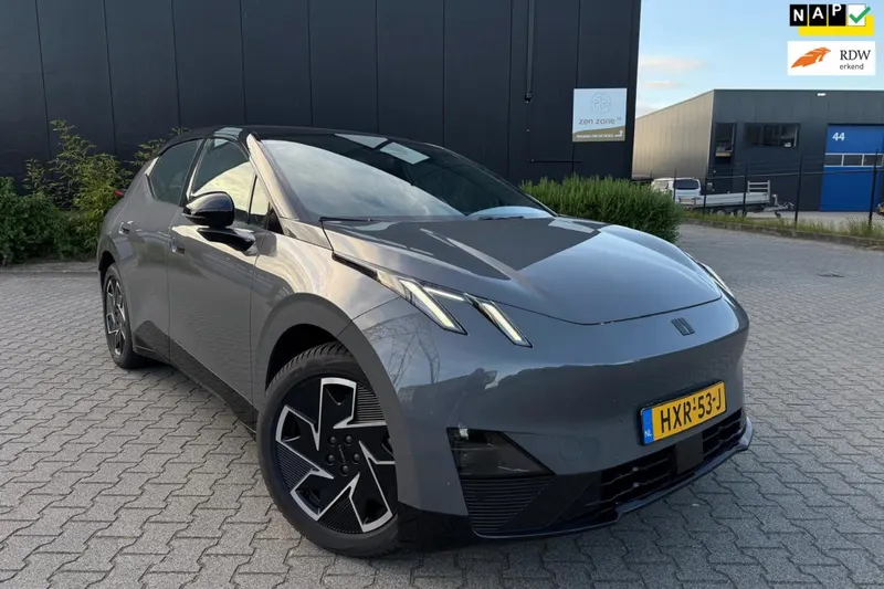 Lynk & Co 02 (2025)