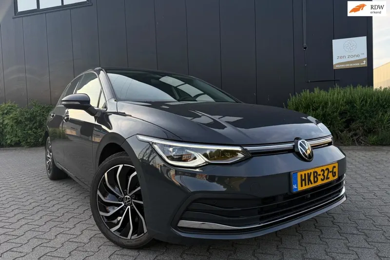 Volkswagen Golf (2021)