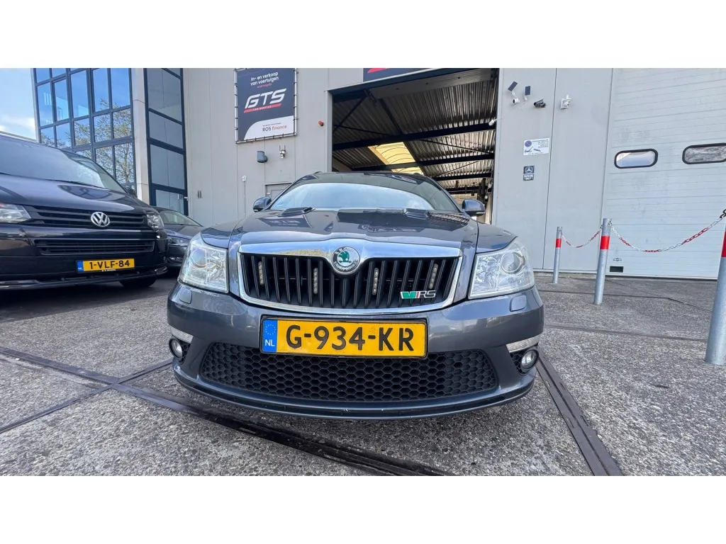 Škoda Octavia (2010) — foto 1