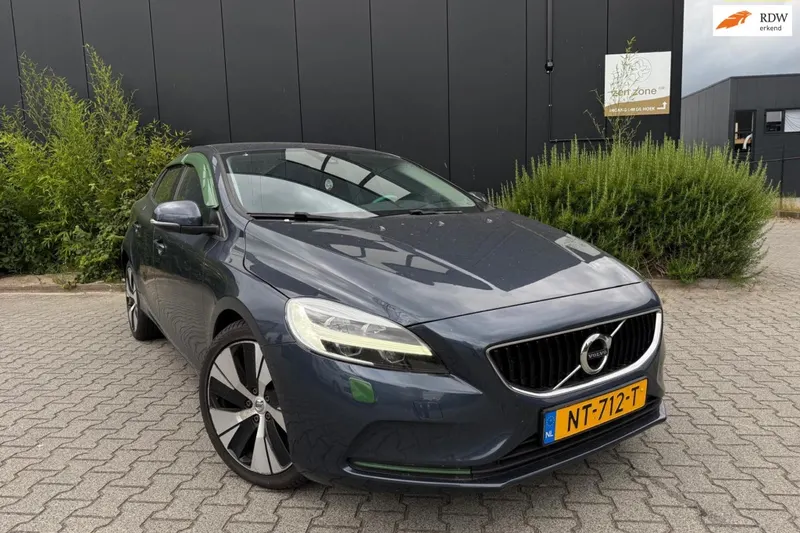 Volvo V40 (2017)