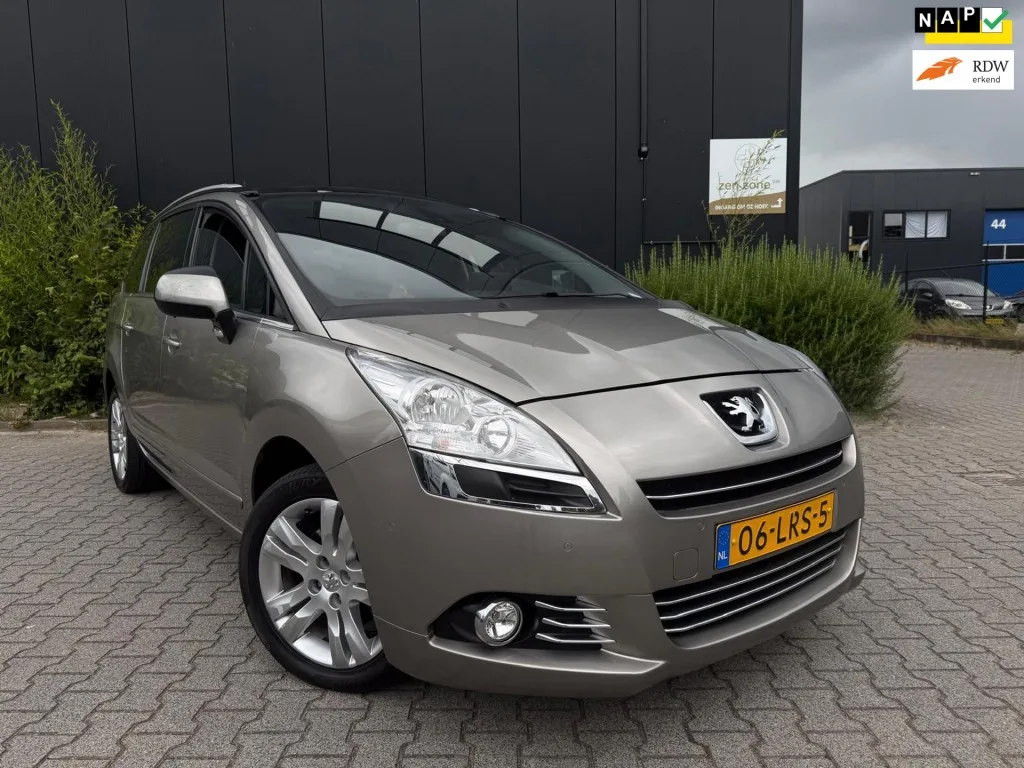 Peugeot 5008 (2010) — foto 1