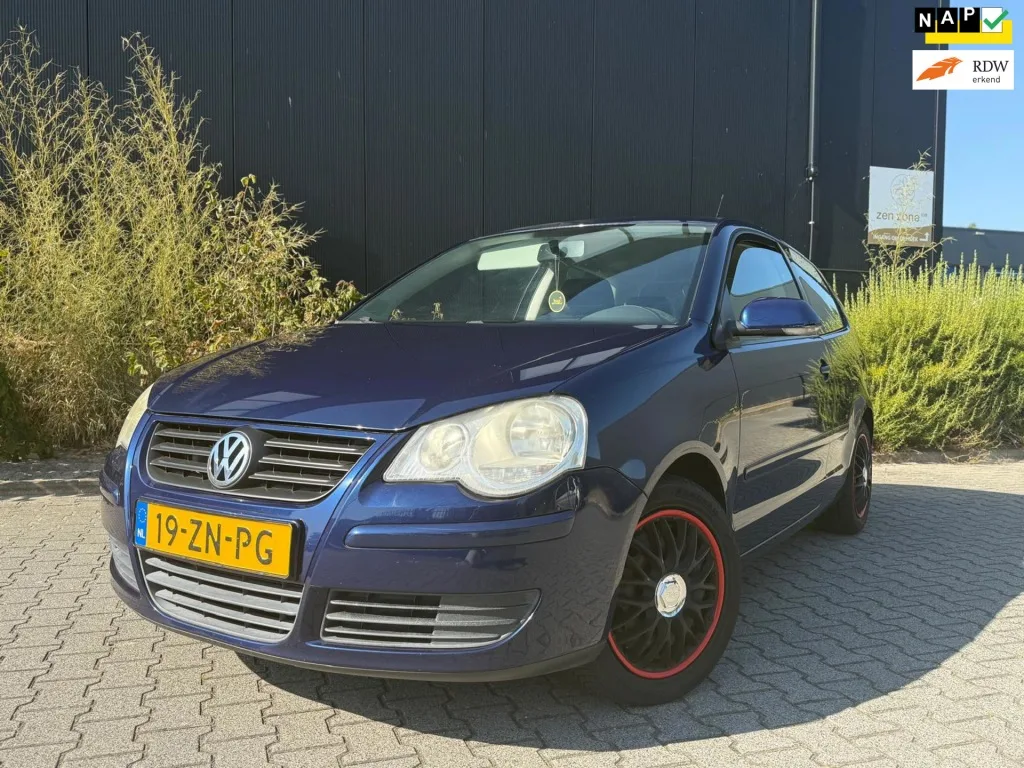 Volkswagen Polo (2008) — foto 1
