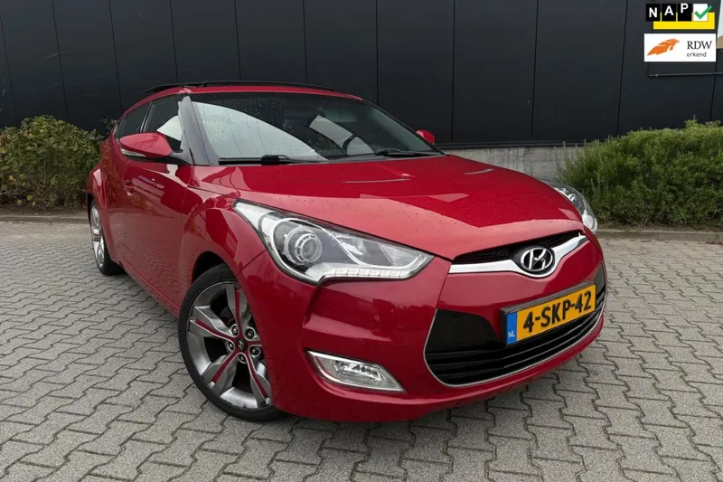 Hyundai VELOSTER (2013)