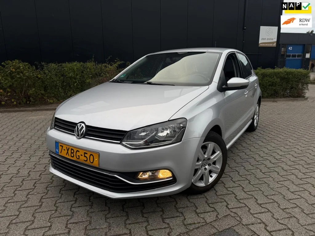 Volkswagen Polo (2014) — foto 1