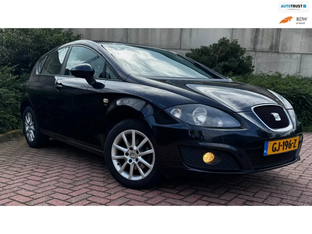 SEAT Leon (2011) — foto 1