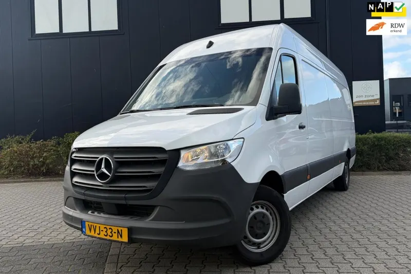 Mercedes-Benz Sprinter (2023)