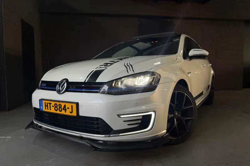 Volkswagen Golf (2015)