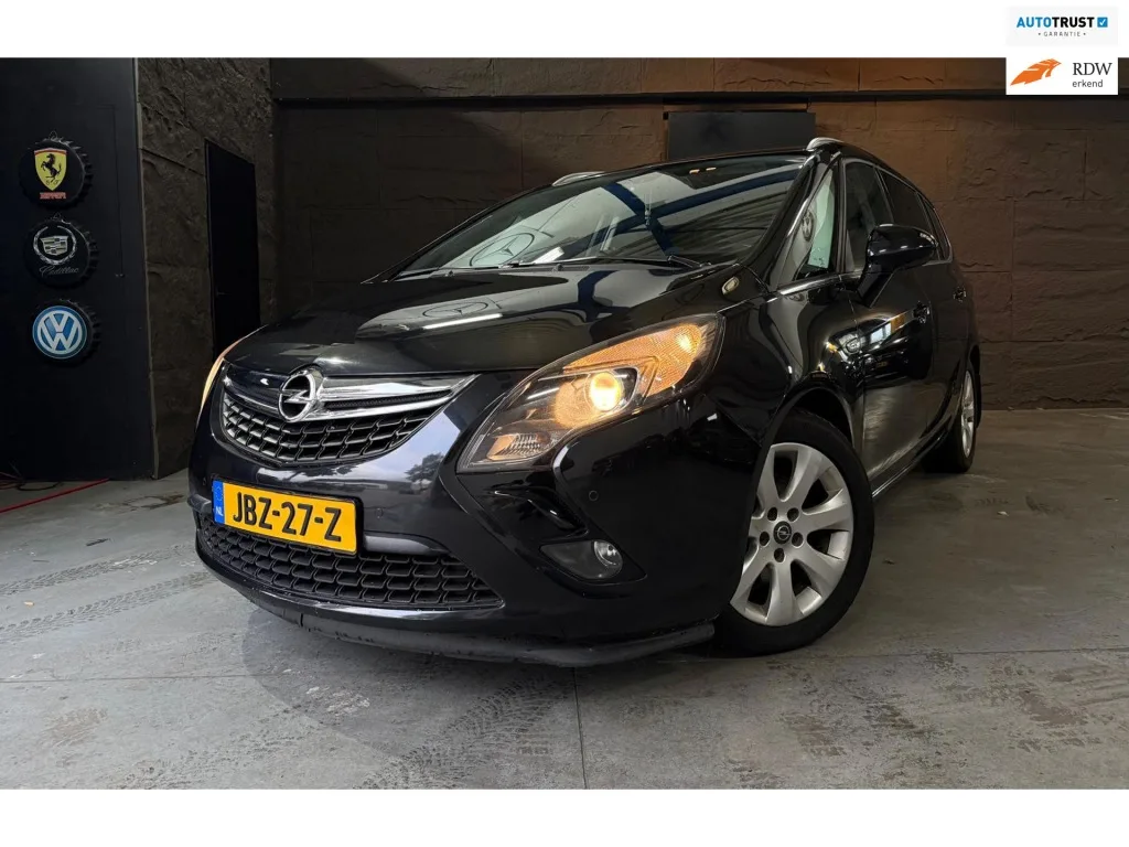 Opel Zafira (2012) — foto 1