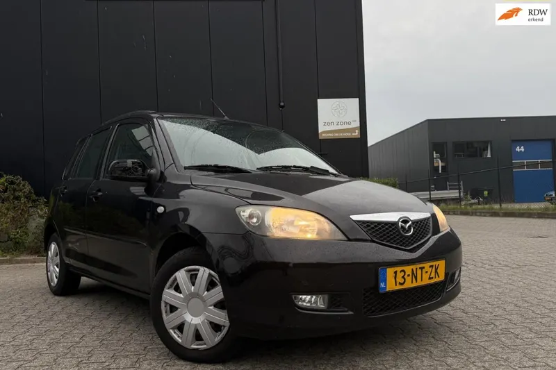 Mazda 2 (2004)