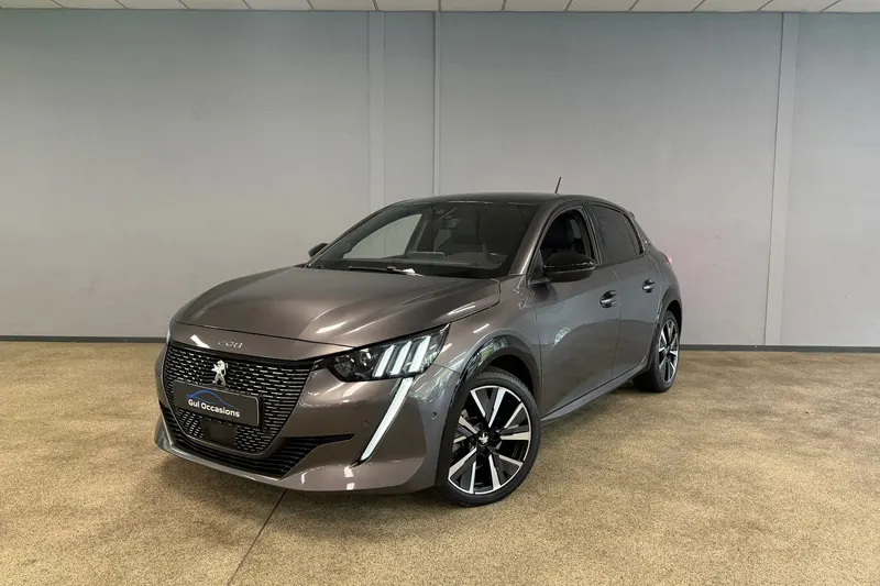 Peugeot 208 (2021)