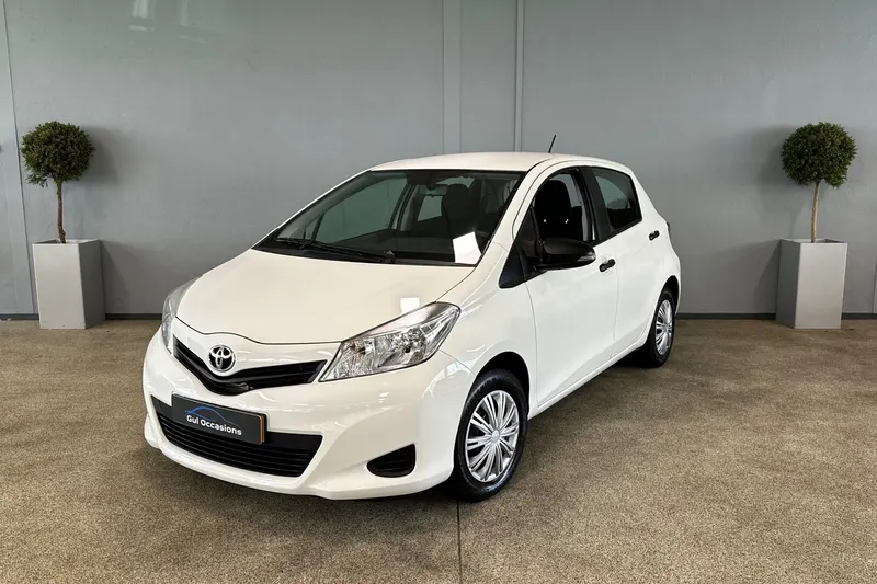 Toyota Yaris (2012)