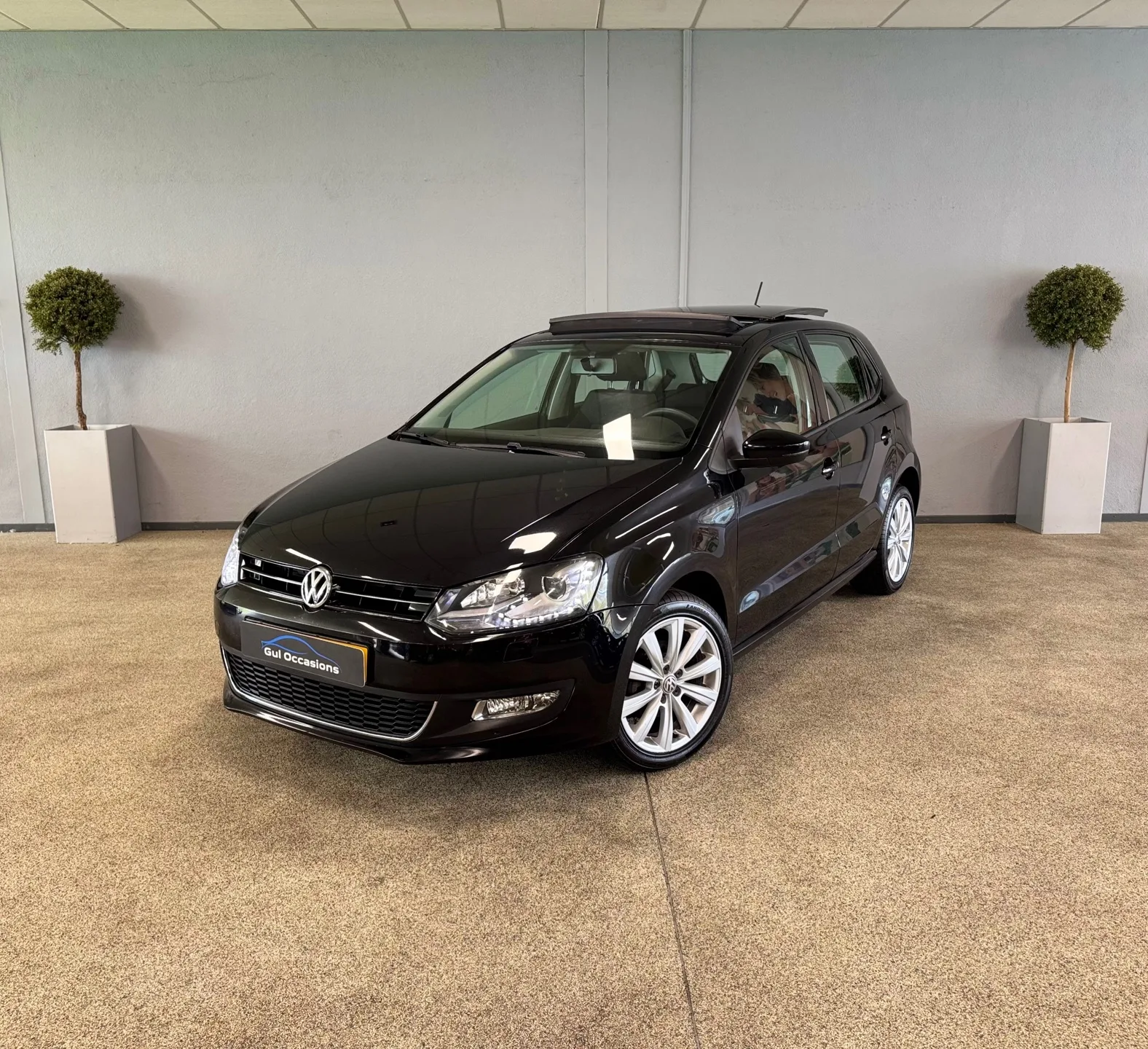 Volkswagen Polo (2012) — foto 1