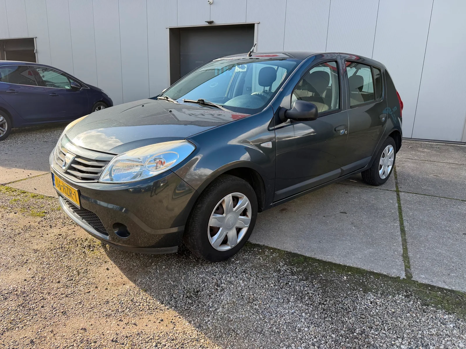 Dacia Sandero (2009) — foto 1