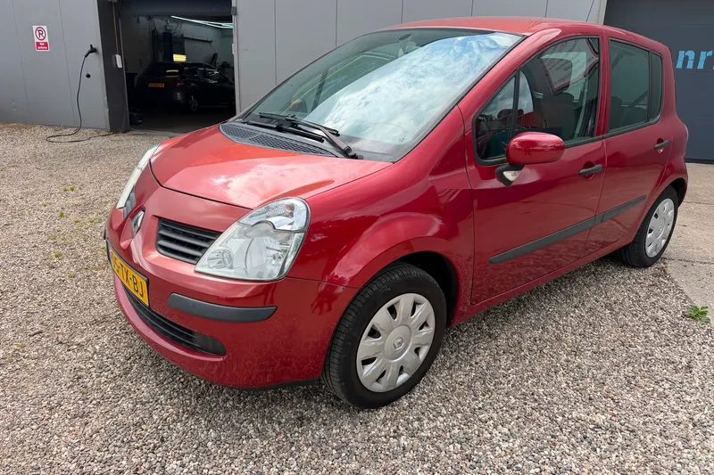 Renault Modus (2007)