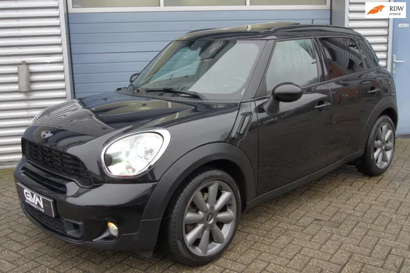 MINI Countryman (2011)