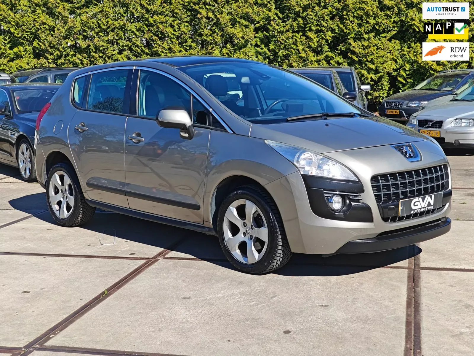 Peugeot 3008 (2011) — foto 1