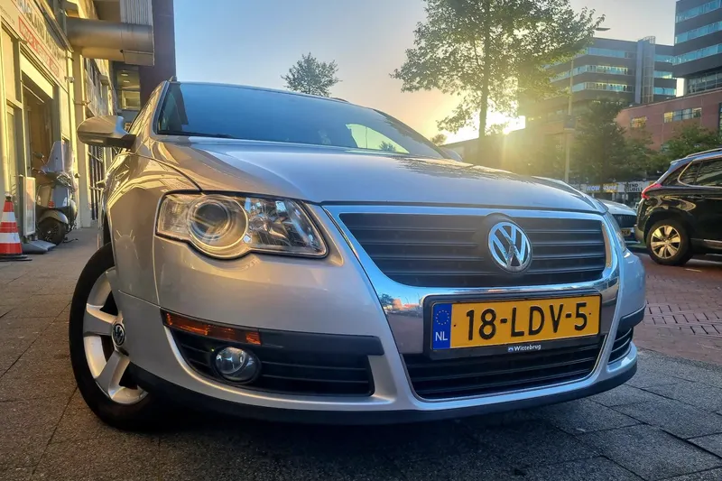 Volkswagen Passat (2010)