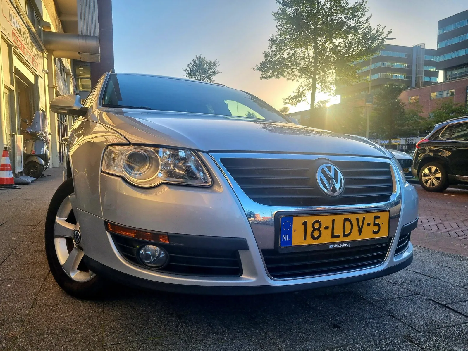 Volkswagen Passat (2010) — foto 1